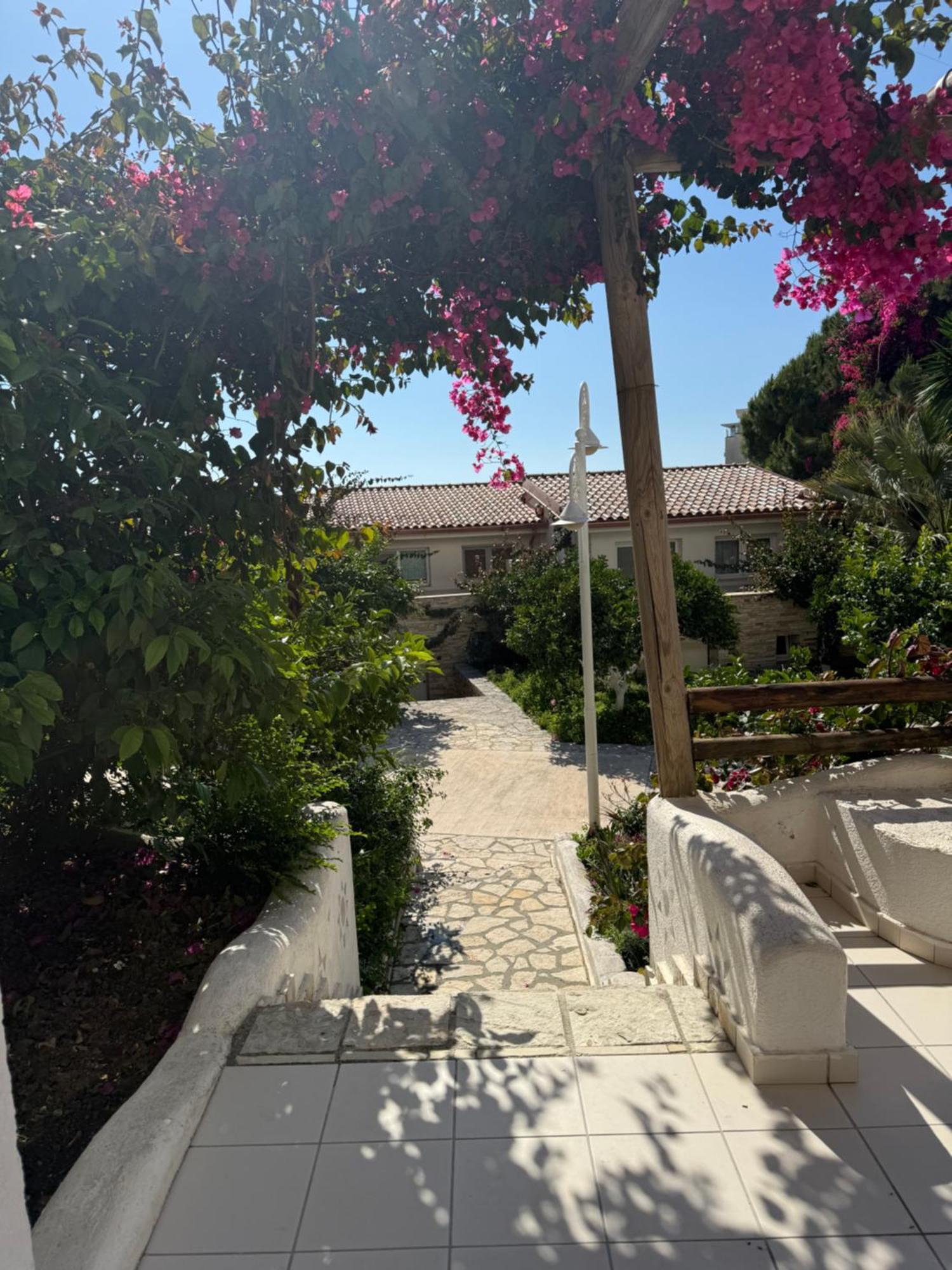 Bellavista Apartments Bougainville Bay ساراندا المظهر الخارجي الصورة